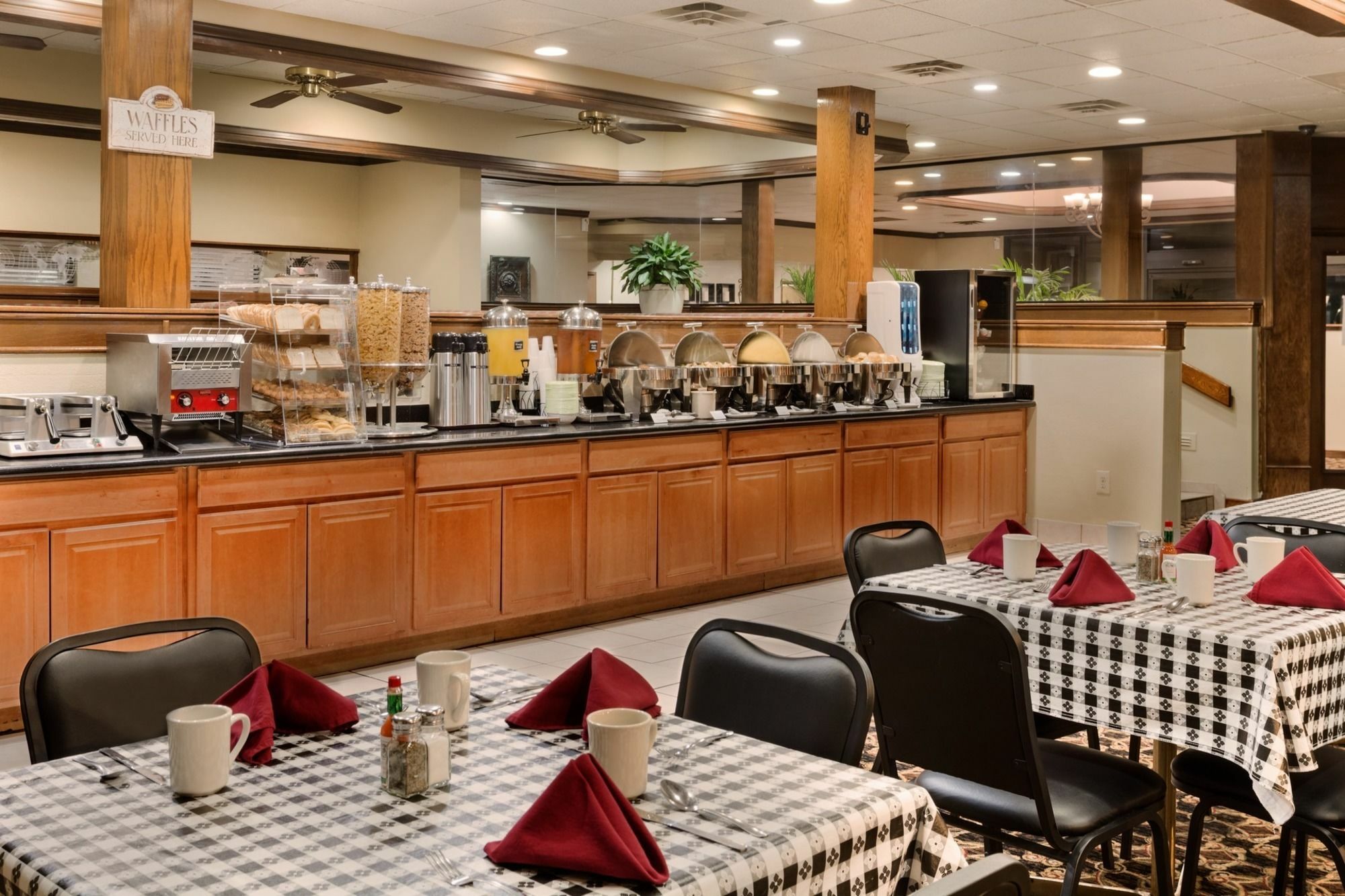 Broadway Inn & Suites Οκλαχόμα Εξωτερικό φωτογραφία