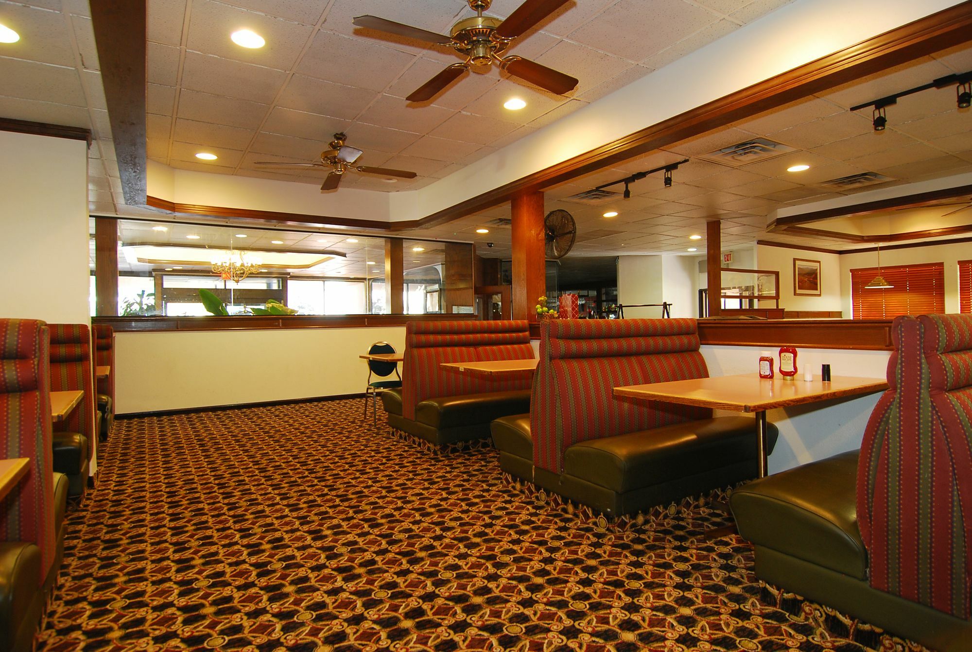 Broadway Inn & Suites Οκλαχόμα Εξωτερικό φωτογραφία