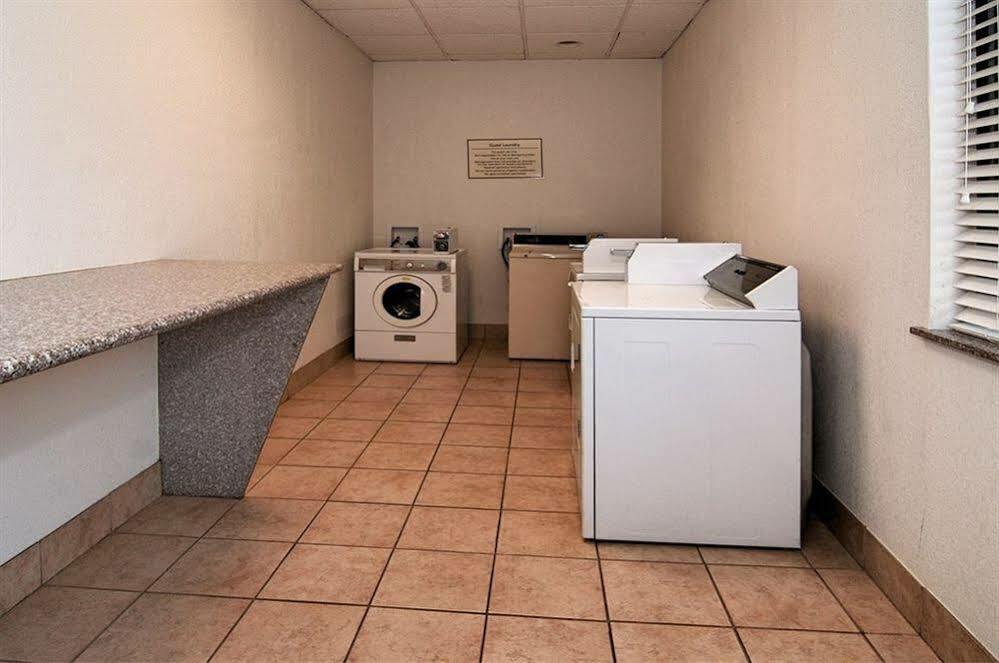 Broadway Inn & Suites Οκλαχόμα Εξωτερικό φωτογραφία